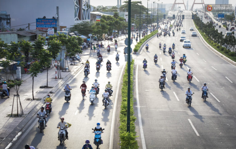 Quy định về làn đường dành cho xe máy mới nhất năm 2026