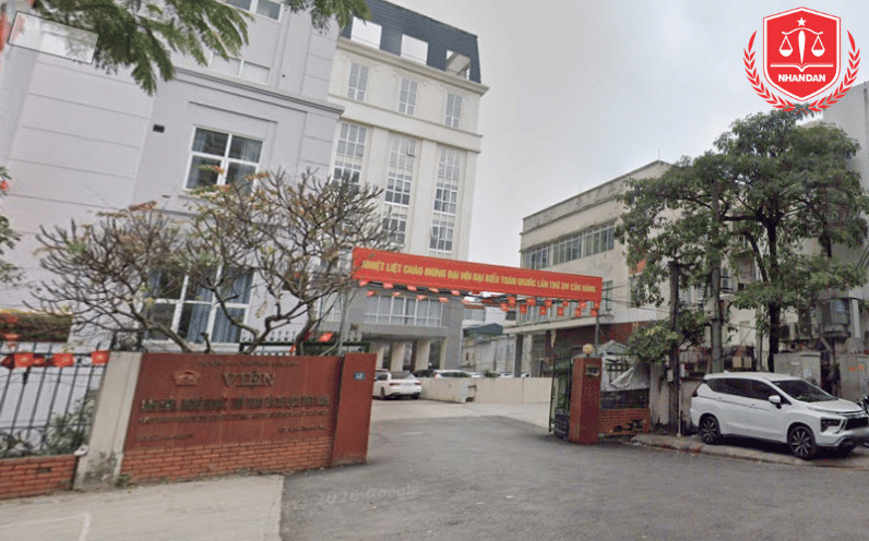 Nộp hồ sơ trực tiếp tại Cục Bản quyền tác giả quận Ba Đình.