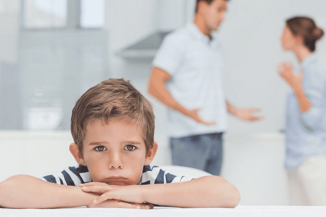 Luật Sư Ly Hôn Hỗ Trợ Những Thủ Tục Nào Theo Quy Định Pháp Luật? 9 Phải lấy ý kiến của con từ đủ 07 tuổi trở lên khi quyết định giao con cho cha hoặc mẹ trực tiếp nuôi dưỡng