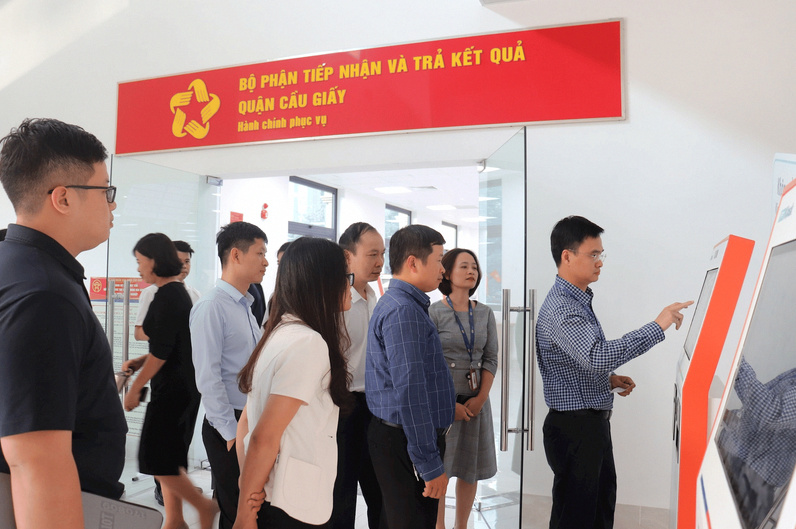Quyết định công nhận thuận tình ly hôn có hiệu lực ngay sau khi Thẩm phán ban hành mà không phải chờ thời hạn kháng cáo.